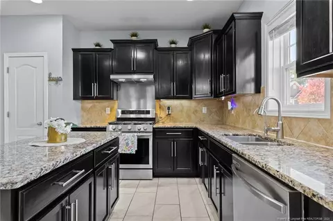 115 Eclipse Ct, Raeford, NC 28376 photo 9