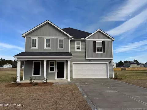 756 Walters Run Dr, Raeford, NC 28376