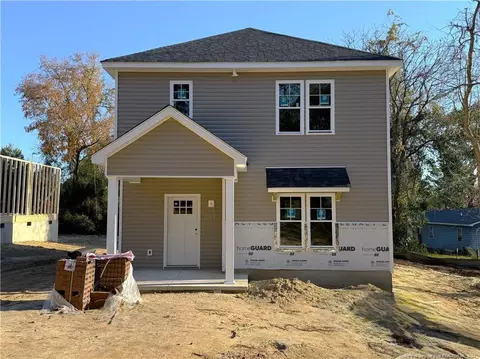 635 W Iowa Ave, Southern Pines, NC 28387