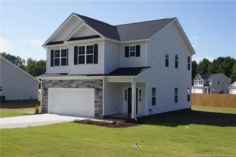 154 Nectar Ln, Bunnlevel, NC 28323 photo 2