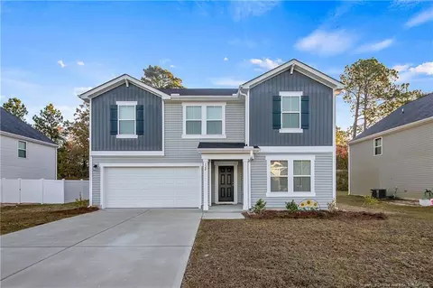 320 Hallow Oak St, Spring Lake, NC 28390