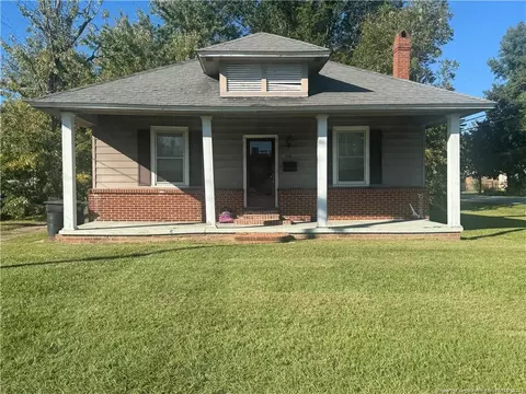 100 W C St, Erwin, NC 28339