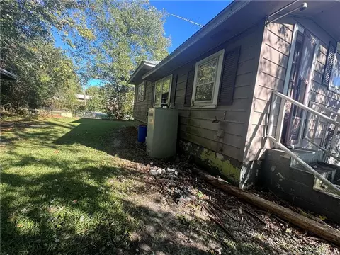 100 W C St, Erwin, NC 28339 photo 2