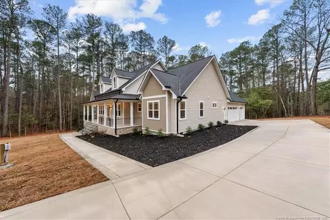Exterior - 391 Thimbleberry Dr, Vass, NC 28394 photo 4 of 6