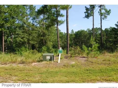 182 Broadlake Ln, Spring Lake, NC 28390