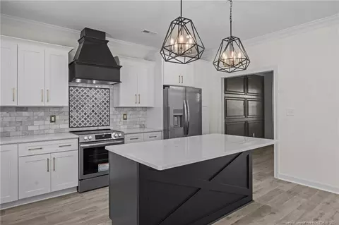 Kitchen - 123 Persimmon Tree Dr, Cameron, NC 28326 photo 2 of 4