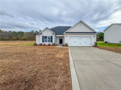 215 Guard Ln, Parkton, NC 28371