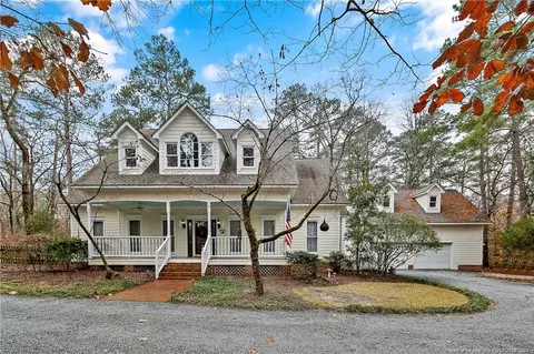 3413 Cedar Hill Dr, Fayetteville, NC 28312
