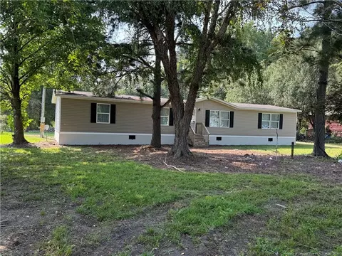8227 Town Creek Rd, Elm City, NC 27822