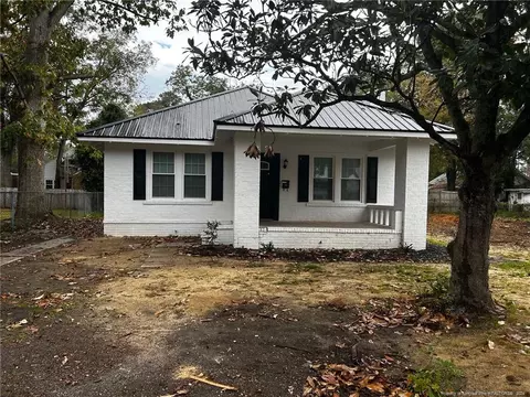 307 E 16th St E, Lumberton, NC 28358