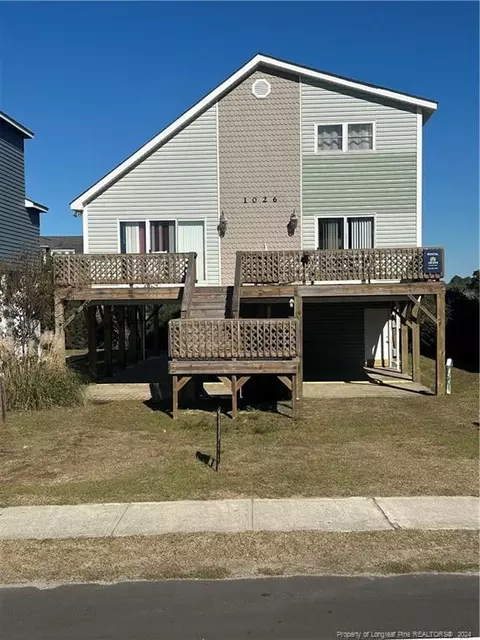 1026 Ocean Blvd W, Holden Beach, NC 28462
