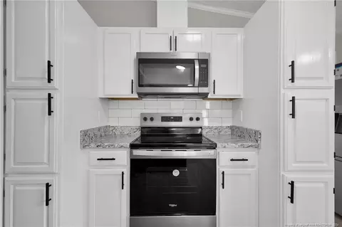 564 E Mcrainey Rd, Saint Pauls, NC 28384 photo 10
