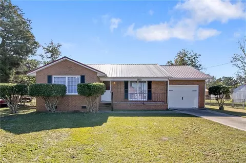 605 Reggie Ct, Spring Lake, NC 28390