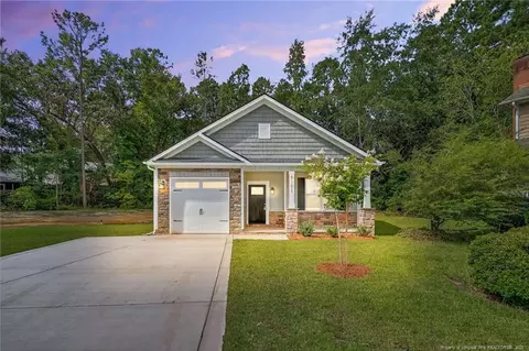 6101 Garden Ct, Fayetteville, NC 28311