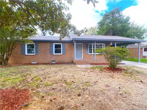 5457 Tempe Ct, Fayetteville, NC 28303