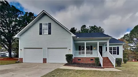 149 Frenchie Ln, Bunnlevel, NC 28323