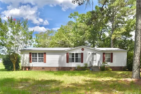 5175 S Tobacco Rd, Orrum, NC 28369