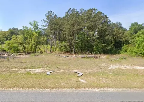 231 N Vass Rd, Raeford, NC 28376