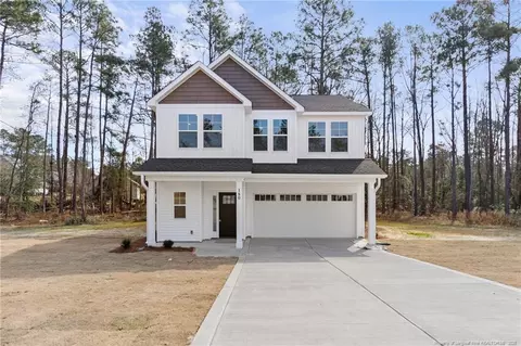180 August Ln, Raeford, NC 28376