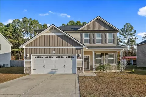 671 Roanoke Dr, Raeford, NC 28376 photo 1