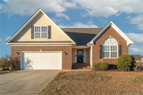 388 Ivywood Ln, Raeford, NC 28376