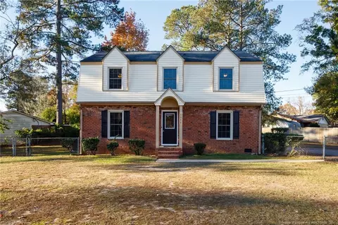 7577 Deerwood Dr, Fayetteville, NC 28303