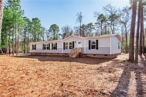 2547 Lake Upchurch Dr, Parkton, NC 28371