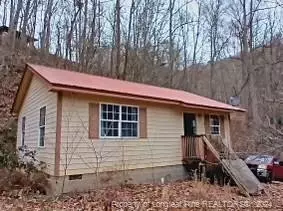 87 Paint Bucket Dr, Whittier, NC 28789