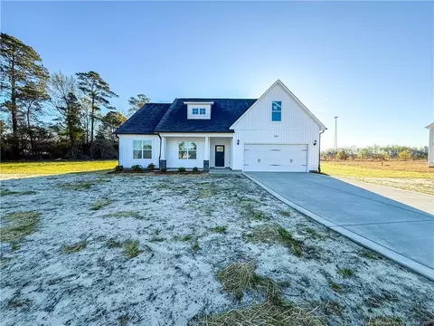 4740 Mastercraft Ct, Wade, NC 28395