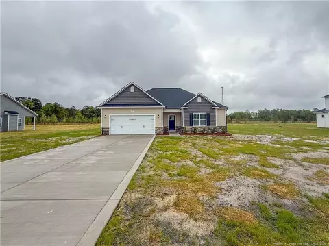 4728 Mastercraft Ct, Wade, NC 28395