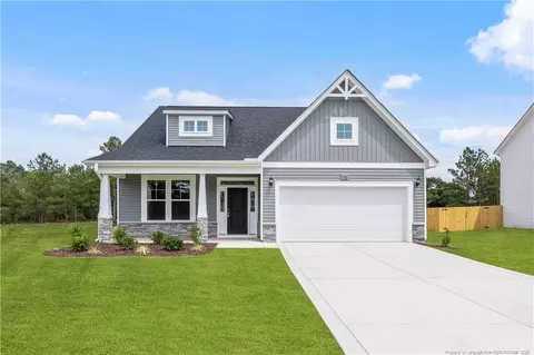 302 Pinnacle Ct, Raeford, NC 28376