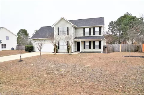 246 Valley Oak Dr, Bunnlevel, NC 28323