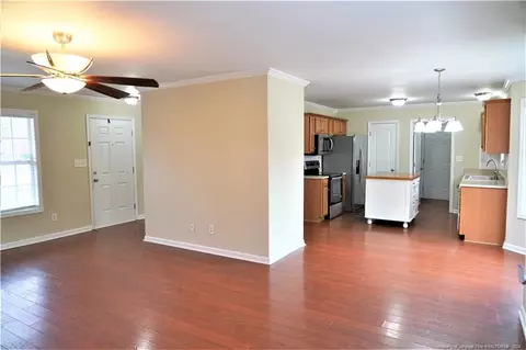 246 Valley Oak Dr, Bunnlevel, NC 28323 photo 4