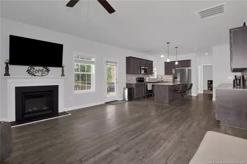 Entry Way - 48 Hemming Ct, Cameron, NC 28326 photo 6 of 11