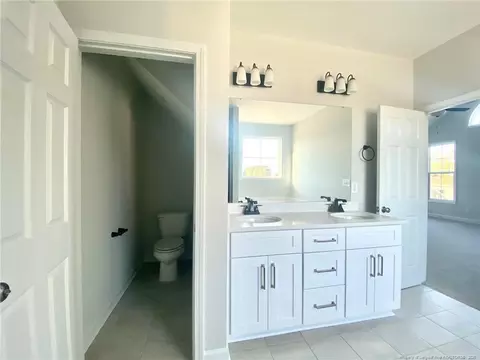 Bath - 3034 Dinwiddle Dr, Wade, NC 28395 photo 2 of 4