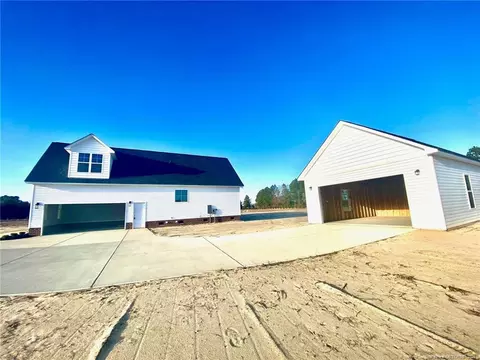 Exterior - 3034 Dinwiddle Dr, Wade, NC 28395 photo 4 of 7