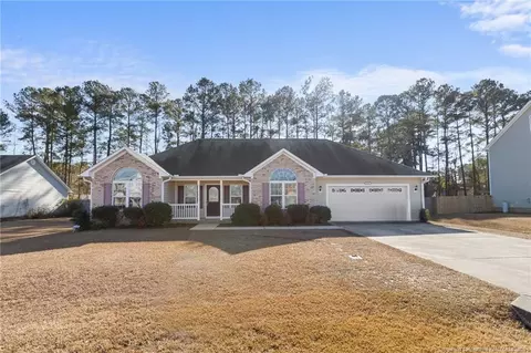 812 Raspberry Rd, Stedman, NC 28391