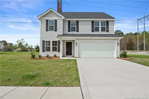 813 Tori Dr, Spring Lake, NC 28390