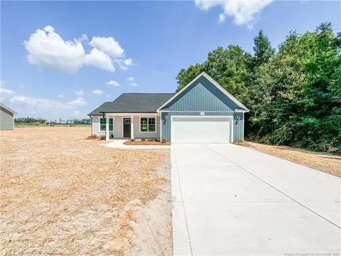 152 Carolina Church Rd, Saint Pauls, NC 28384