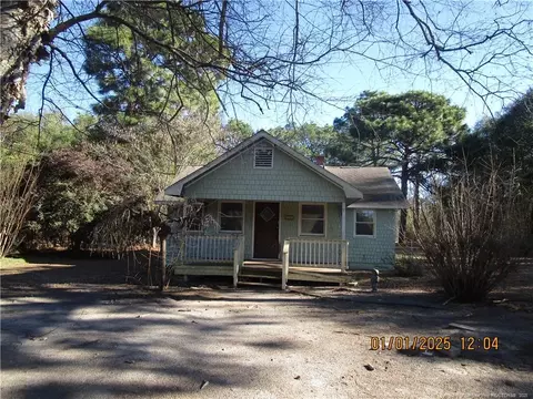 2693 Everitte St, Fayetteville, NC 28306