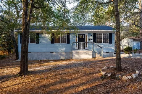 1090 W Maine Ave, Southern Pines, NC 28387