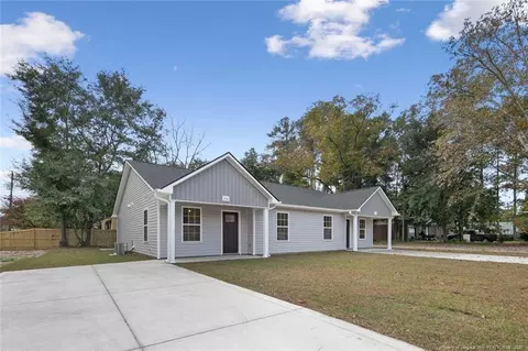 412 E 416 E 7th Ave, Raeford, NC 28376 photo 3