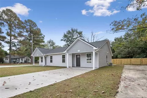 412 E 416 E 7th Ave, Raeford, NC 28376 photo 2