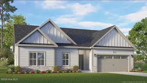 12 Moore Dr, Pinehurst, NC 28374