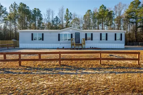4717 Hickory Ridge Rd, Parkton, NC 28371