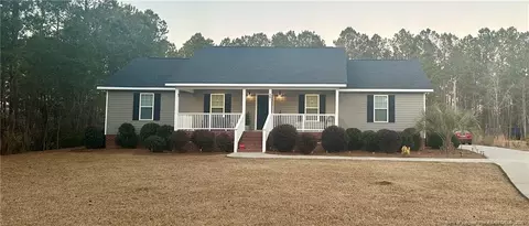 102 Renee Cir, Lumberton, NC 28358