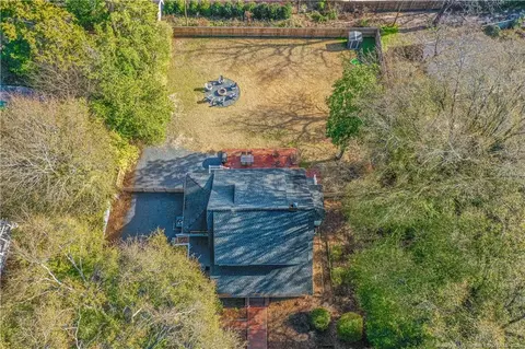 Exterior - 30 Caddell Rd, Pinehurst, NC 28374 photo 8 of 8