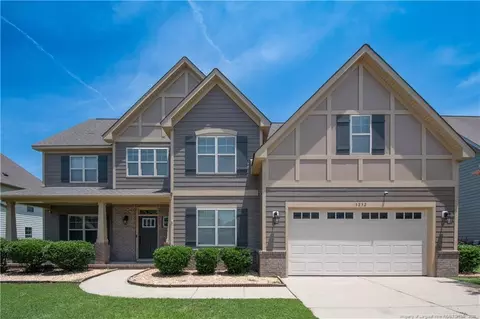 3232 Winterwood Dr, Fayetteville, NC 28306
