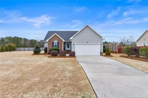 80 Venture Ct, Lumberton, NC 28360
