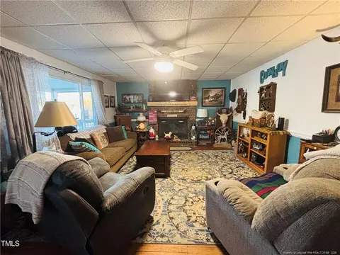 305 W K St, Erwin, NC 28339 photo 8